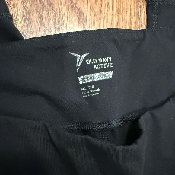 *Old Navy Active Womens Set of Three Leggings - Black, Gray, and Pink - Picture 10 of 11